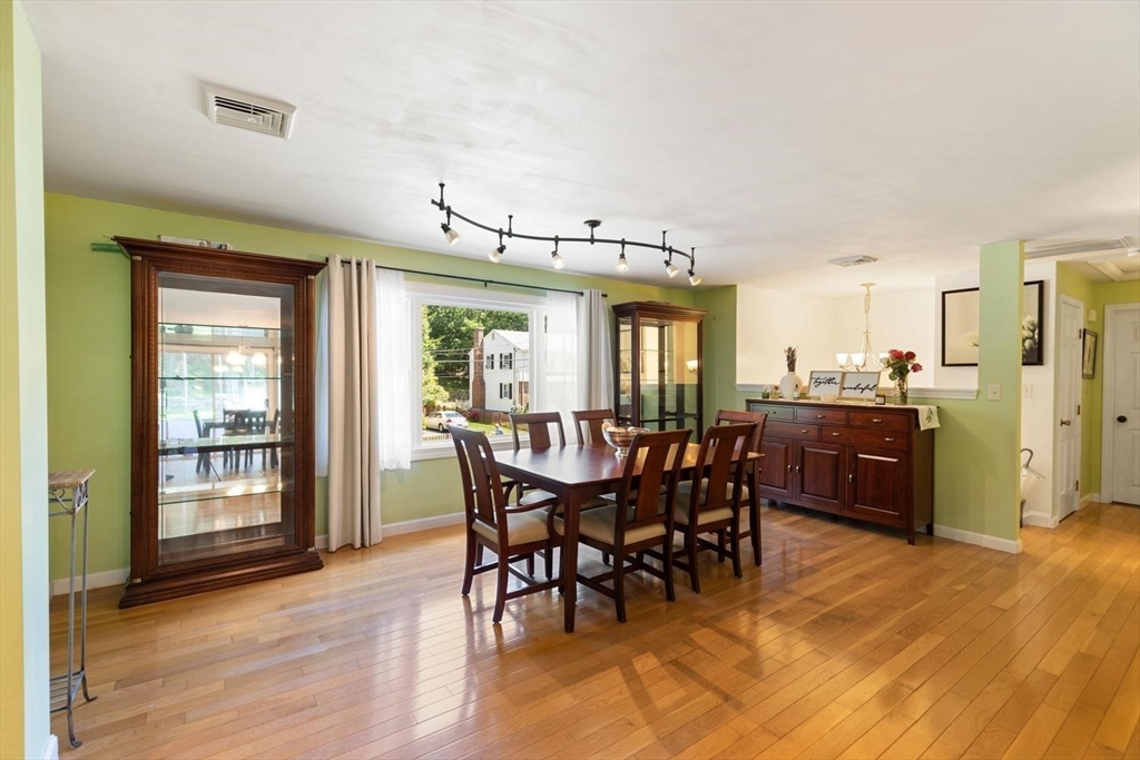 94 Judge Road Lynn, MA 01904 - Photo 9 of 37