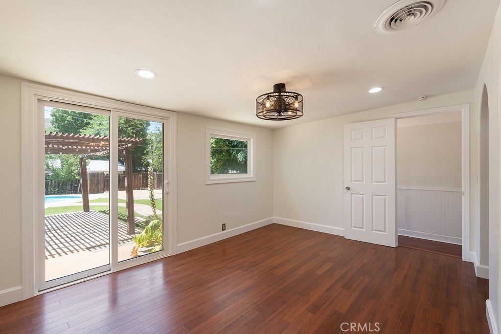 4073 Cedar Street Riverside, CA 92501 - Photo 22 of 47