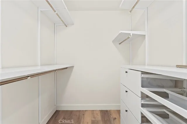 $689,999 | 21535 Erwin Street, Unit 131, Woodland Hills, CA 91367