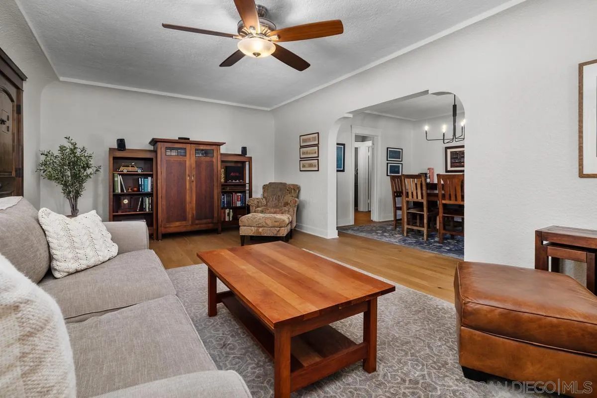5151 Hastings Road San Diego, CA 92116 - Photo 7 of 30