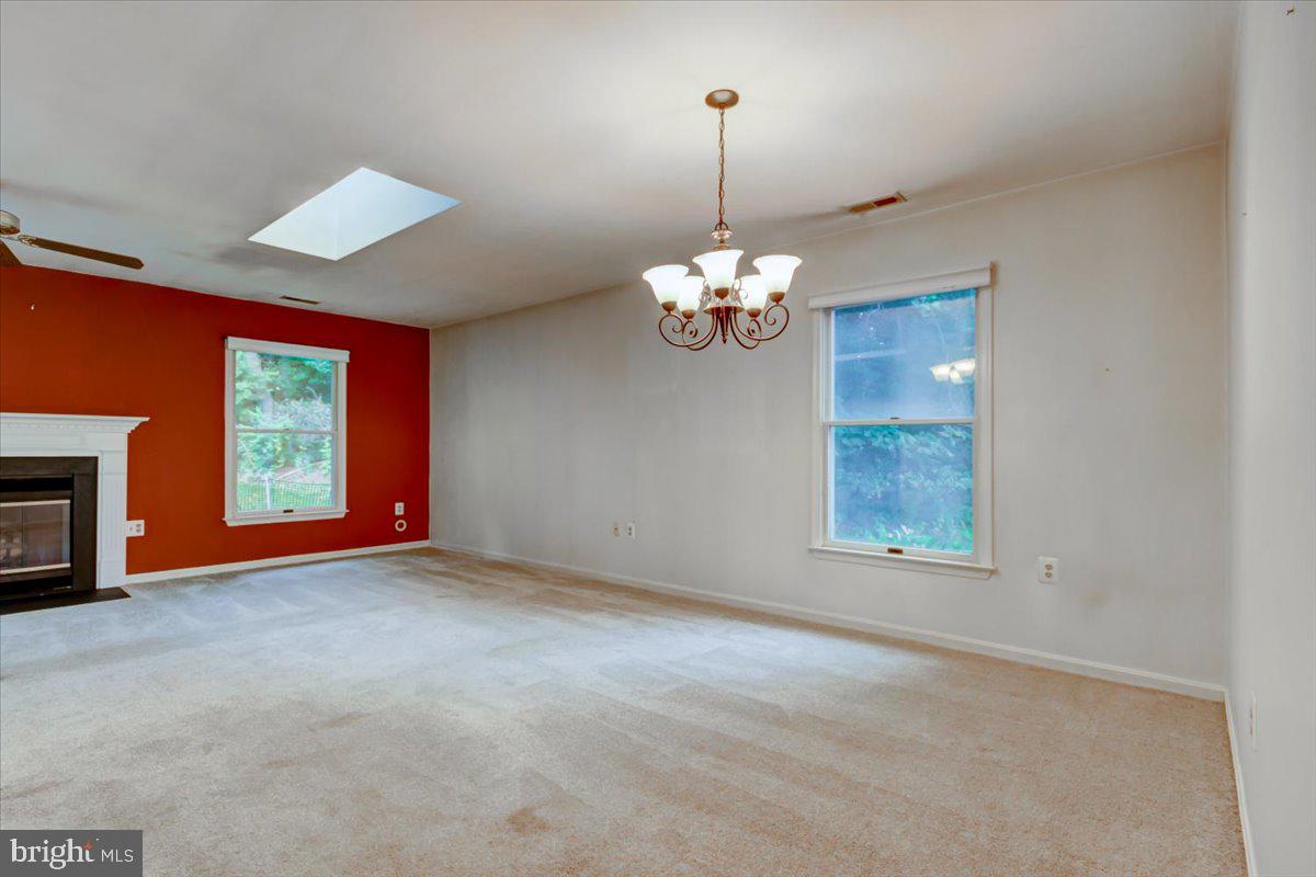 2792 Rudder Drive Annapolis, MD 21401 - Photo 12 of 36 Living Area