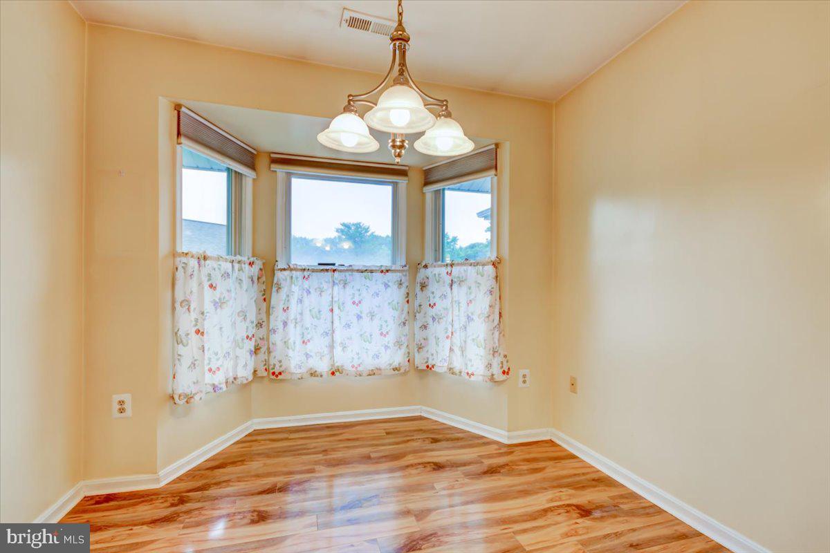 2792 Rudder Drive Annapolis, MD 21401 - Photo 9 of 36 Bright Dining Area