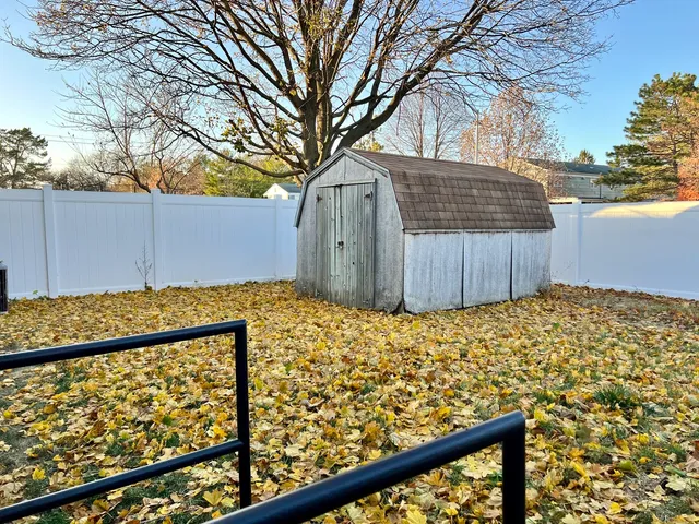 $119,900 | 1507 Golfview Road, Unit 1507, Rantoul, IL 61866