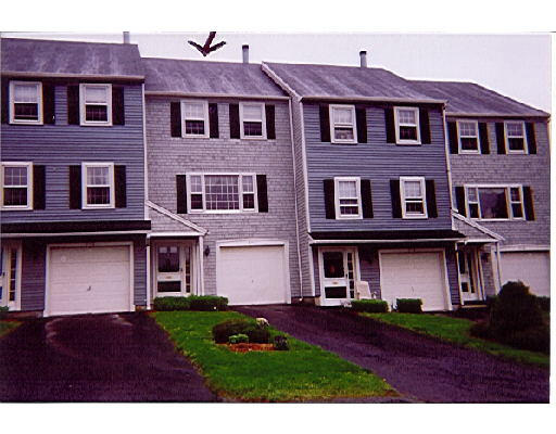 7-3 Tuck Farm Road, Unit 3 7 Auburn, MA 01501 - Photo 1 of 1 Gallery Image 1
