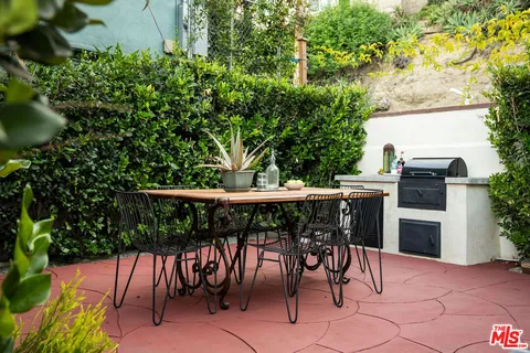 $3,295,000 | 1825 Redesdale Avenue, Los Angeles, CA 90026