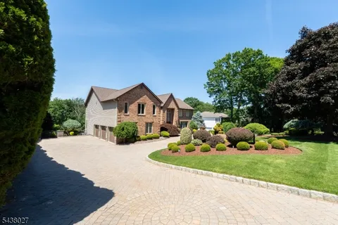 $1,450,000 | 10 Pinnacle Point, Randolph, NJ 07869