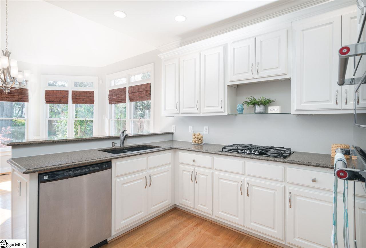 15 Sunning Hill Road Simpsonville, SC 29681 - Photo 14 of 36 Gallery Image 14