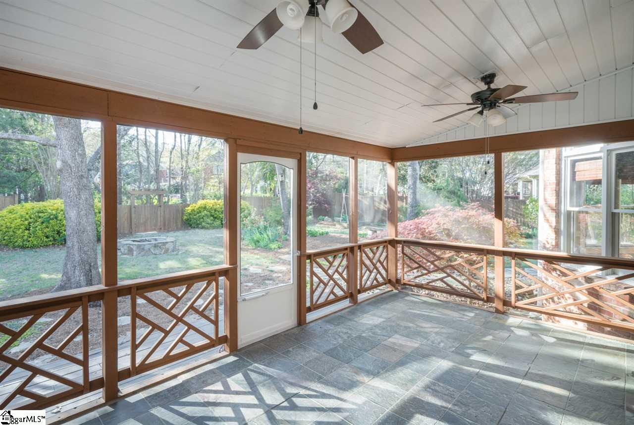 15 Sunning Hill Road Simpsonville, SC 29681 - Photo 3 of 36 Gallery Image 3