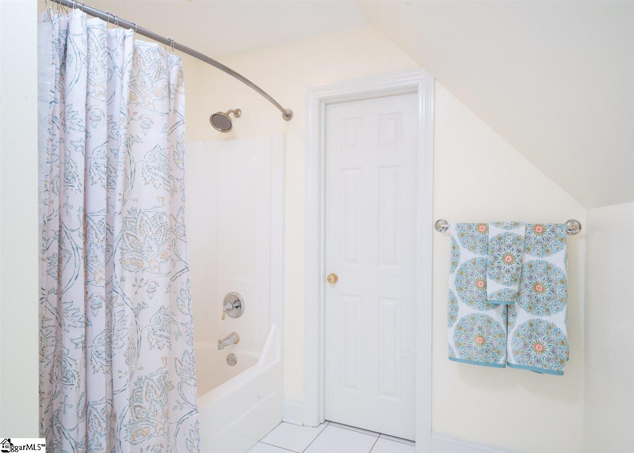 15 Sunning Hill Road Simpsonville, SC 29681 - Photo 23 of 36 Gallery Image 23