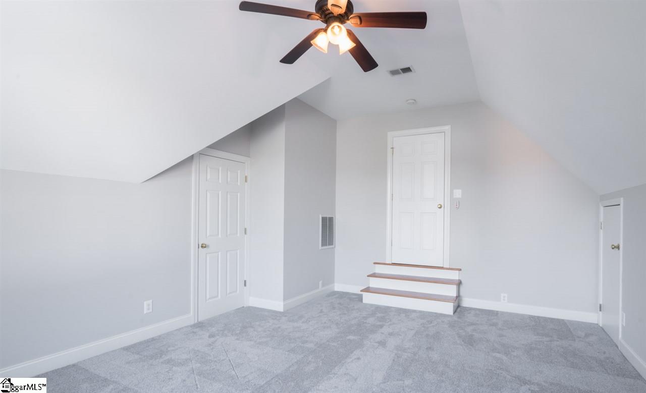 15 Sunning Hill Road Simpsonville, SC 29681 - Photo 29 of 36 Gallery Image 29