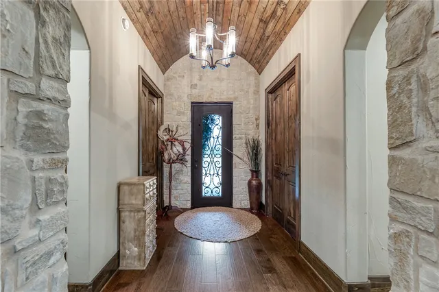 $5,500,000 | 10285 Ferrill Creek Road, Bryan, TX 77808