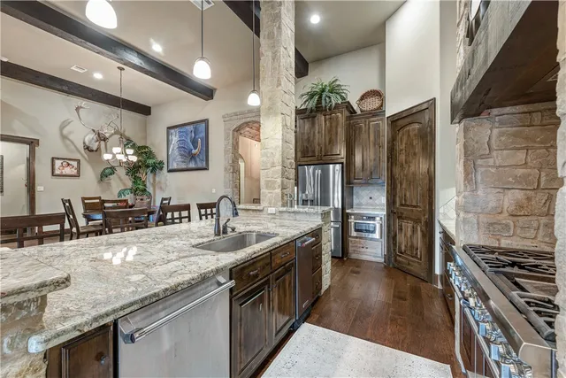 $5,500,000 | 10285 Ferrill Creek Road, Bryan, TX 77808