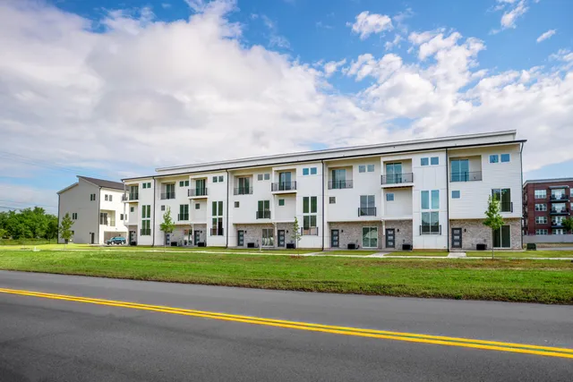 $435,000 | 3343 Aberdeen Row, Chattanooga, TN 37410