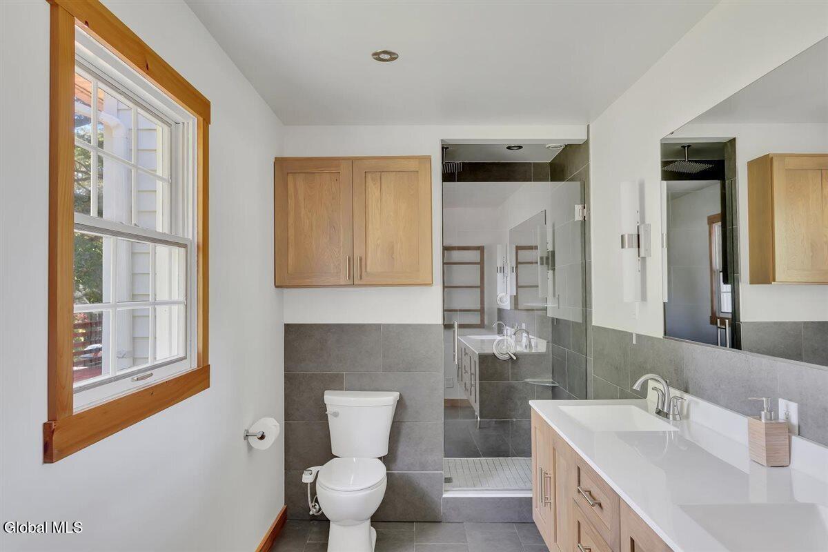 2307 Pine Ridge Road Niskayuna, NY 12309 - Photo 31 of 65 40-2307 Pine Ridge Rd-44