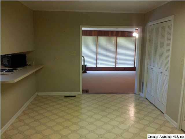 1033 4th Avenue Southwest Alabaster, AL 35007 - Photo 13 of 31