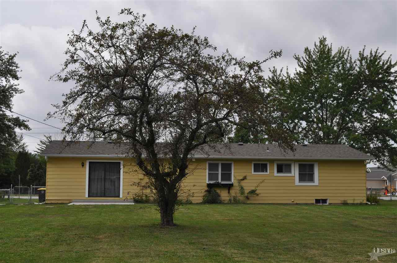 5436 Maplecrest Road Fort Wayne, IN 46835 - Photo 3 of 8 Gallery Image 3