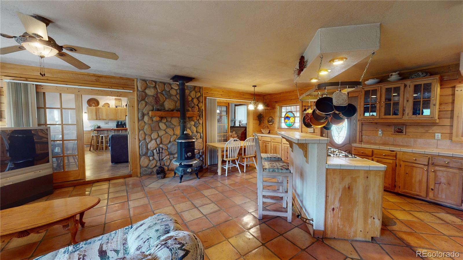 1011 Castle Ridge View Cripple Creek, CO 80813 - Photo 17 of 40