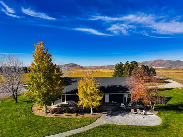 $3,200,000 | 10727 Highway 75, Bellevue, ID 83313