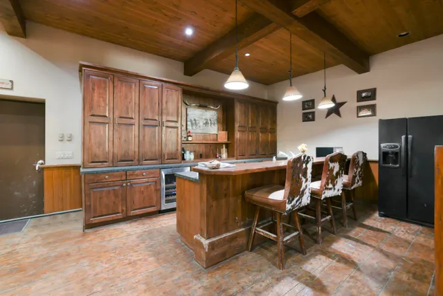 $3,200,000 | 10727 Highway 75, Bellevue, ID 83313