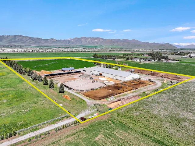 $3,200,000 | 10727 Highway 75, Bellevue, ID 83313