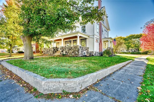 $429,900 | 121 East Main Street, Webster, NY 14580