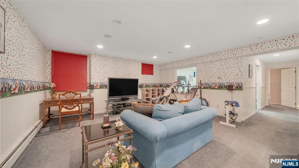 11 Lower Cross Road Saddle River, NJ 07458 - Photo 23 of 35