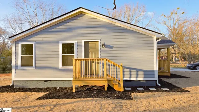 $259,000 | 335 Blue Ridge Circle, Belton, SC 29627