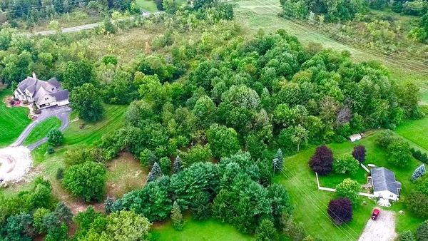 $1,094,000 | 8131 Pine Ridge Court, Northville, MI 48168