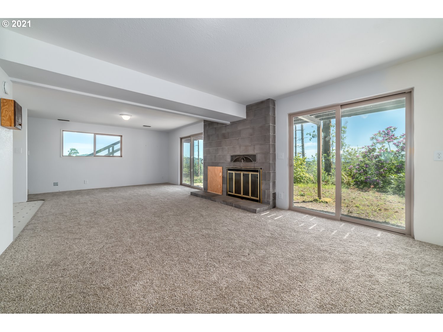 90203 Sheffler Road Elmira, OR 97437 - Photo 16 of 32 Gallery Image 16