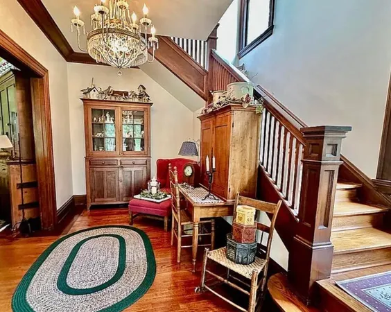 $890,000 | 853 North Ocoee Street, Cleveland, TN 37311