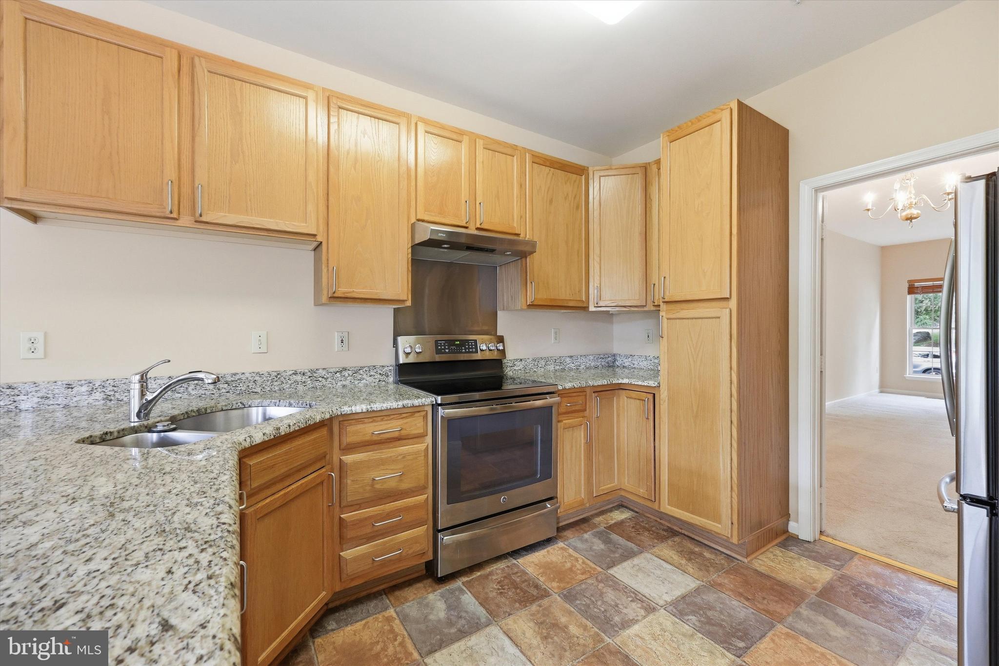 2237 Village Square Road Frederick, MD 21701 - Photo 10 of 43 Kitchen
