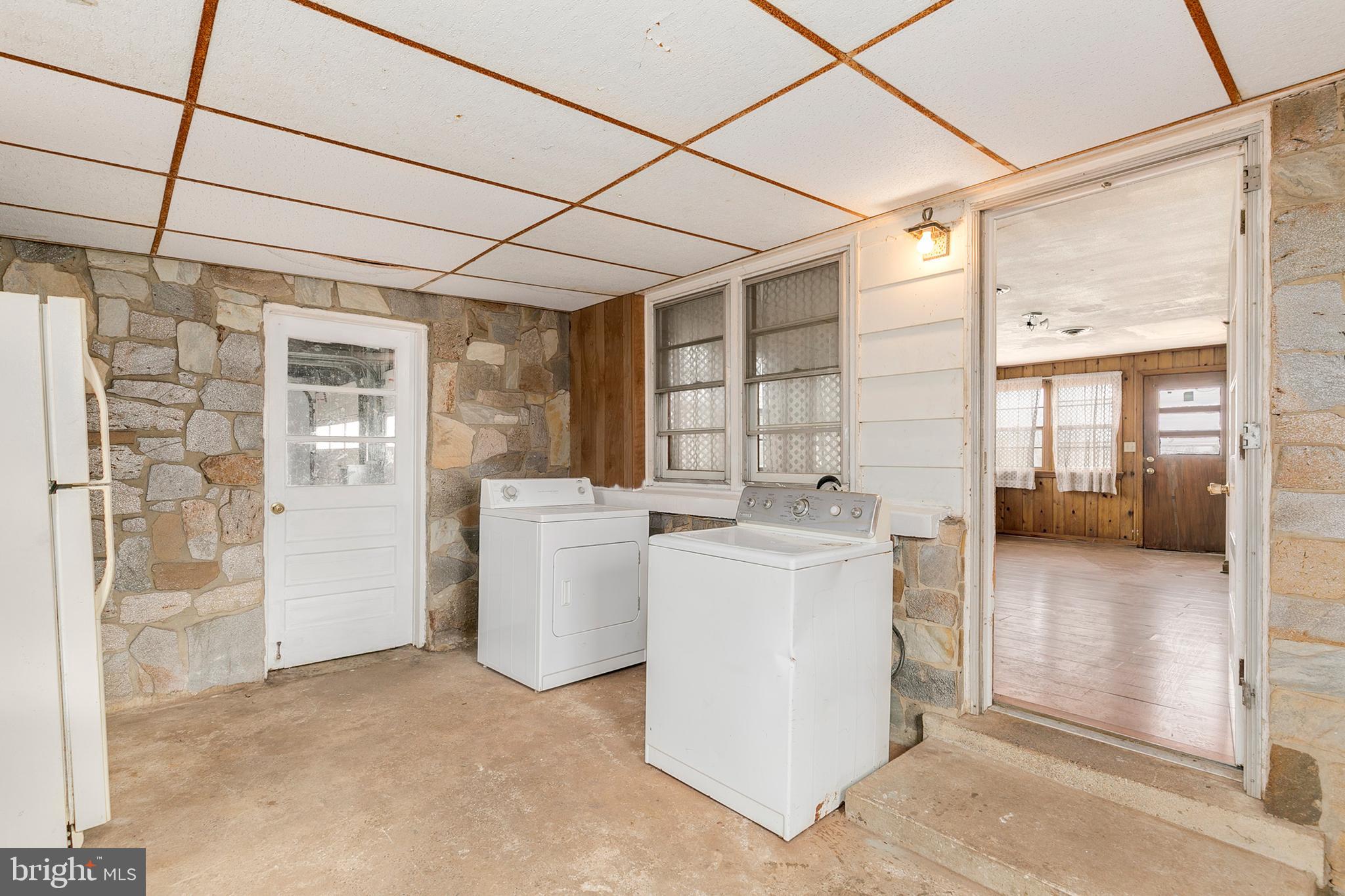 9854 Bartgis Road Frederick, MD 21702 - Photo 13 of 25 Gallery Image 13