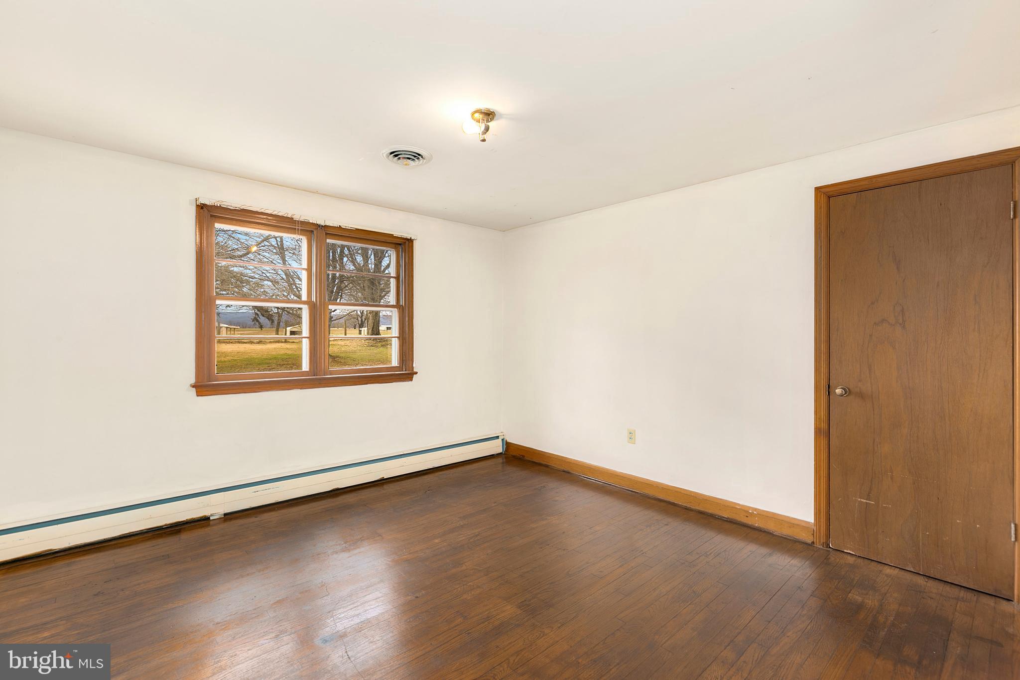 9854 Bartgis Road Frederick, MD 21702 - Photo 14 of 25 Gallery Image 14