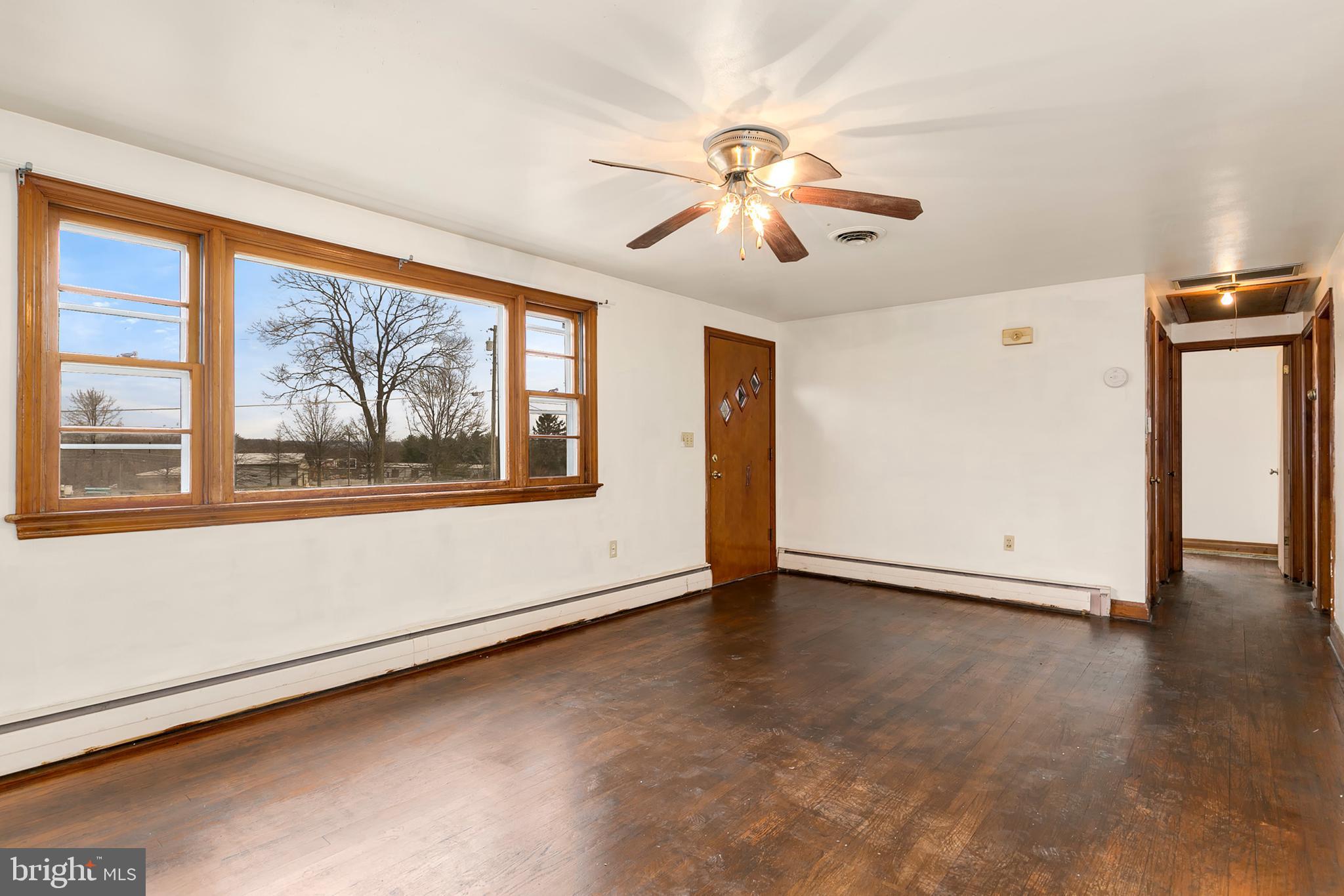 9854 Bartgis Road Frederick, MD 21702 - Photo 3 of 25 Gallery Image 3