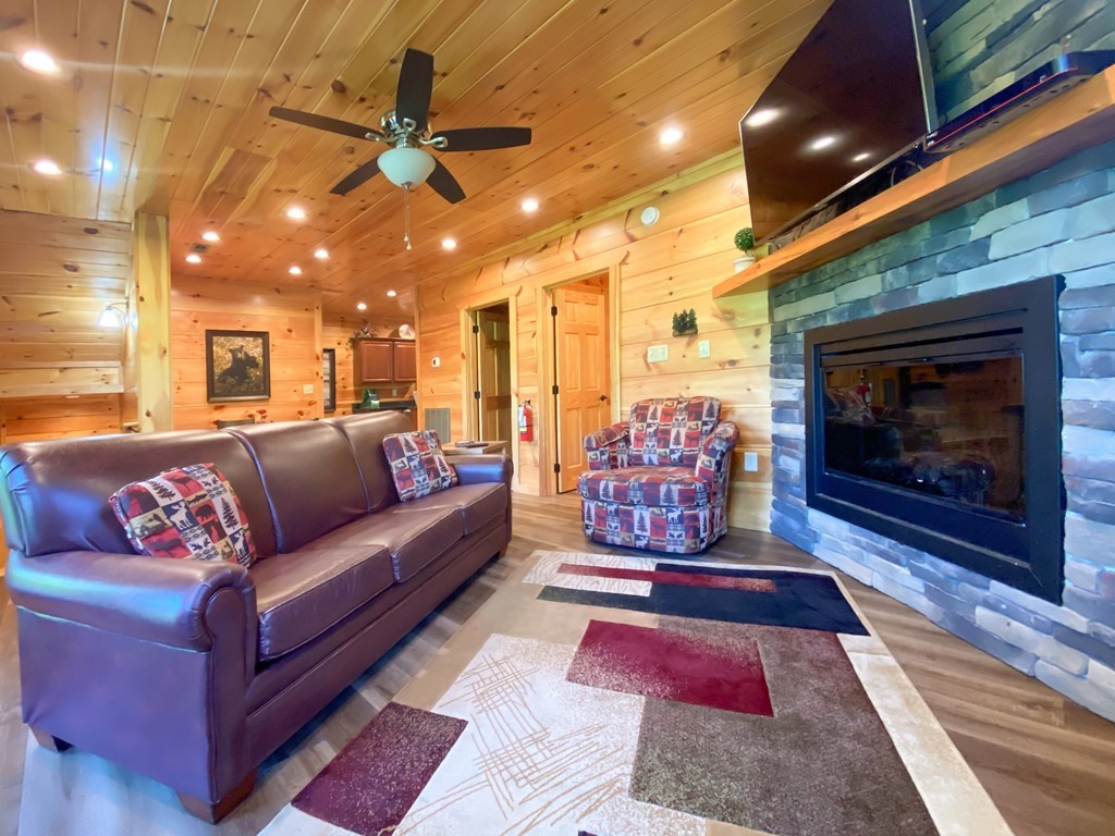 1129 Autumn Path Way Sevierville, TN 37862 - Photo 12 of 35 Gallery Image 12