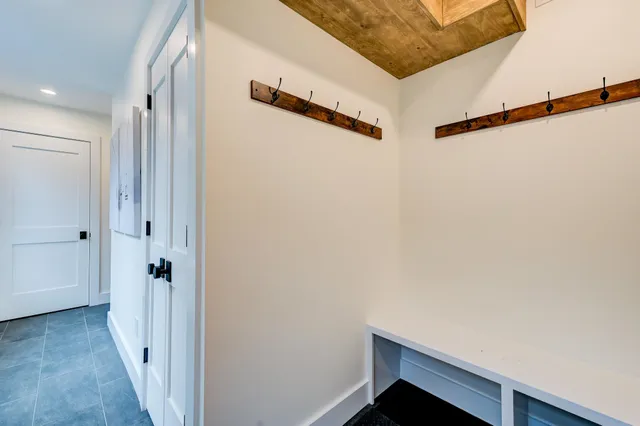 $1,099,999 | 137 Skimobile Road, Unit 3, Conway, NH 03860