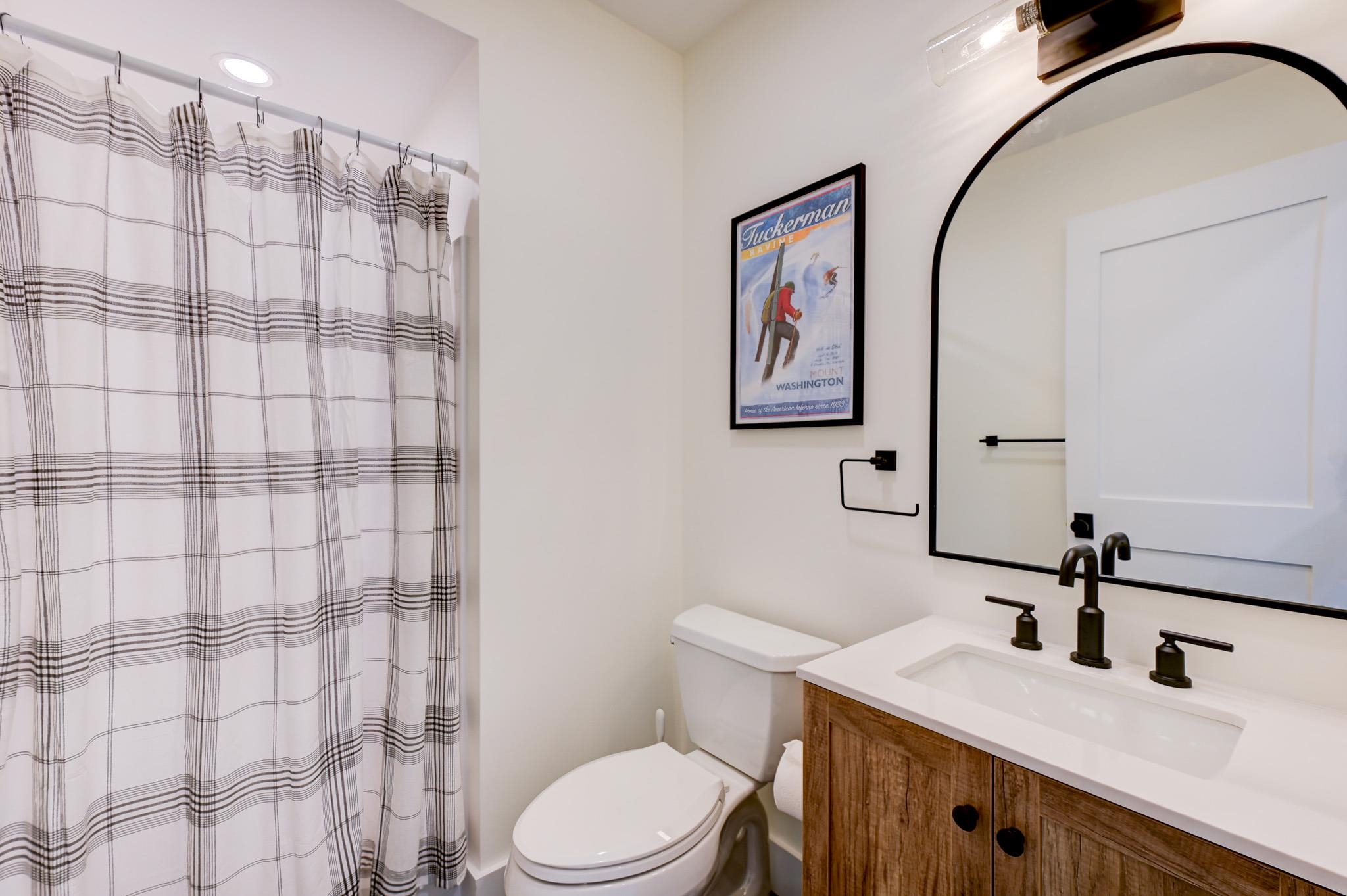 137 Skimobile Road, Unit 3 Conway, NH 03860 - Photo 14 of 57