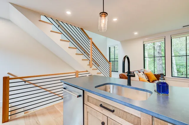 $1,099,999 | 137 Skimobile Road, Unit 3, Conway, NH 03860