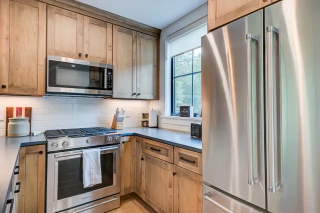 $1,099,999 | 137 Skimobile Road, Unit 3, Conway, NH 03860