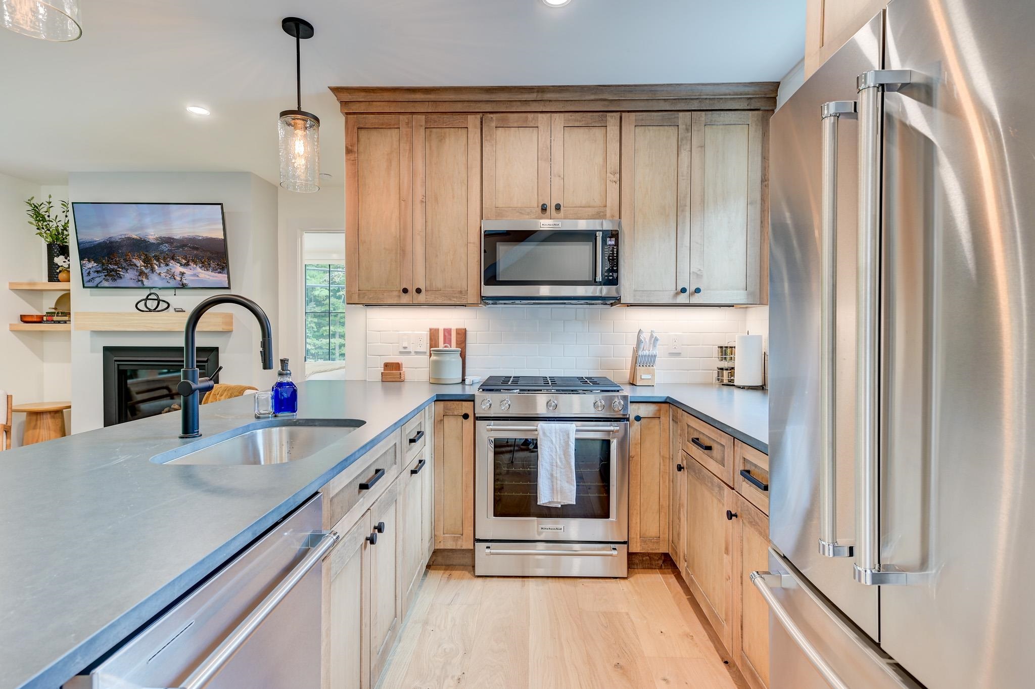 137 Skimobile Road, Unit 3 Conway, NH 03860 - Photo 19 of 57