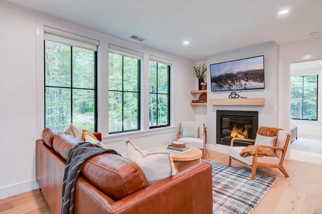 $1,099,999 | 137 Skimobile Road, Unit 3, Conway, NH 03860