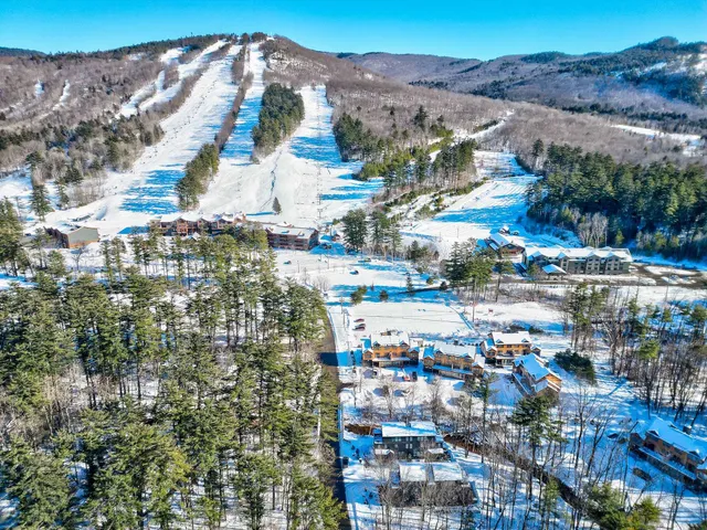 $1,099,999 | 137 Skimobile Road, Unit 3, Conway, NH 03860