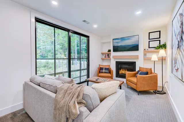 $1,099,999 | 137 Skimobile Road, Unit 3, Conway, NH 03860