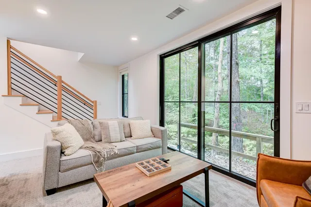 $1,099,999 | 137 Skimobile Road, Unit 3, Conway, NH 03860