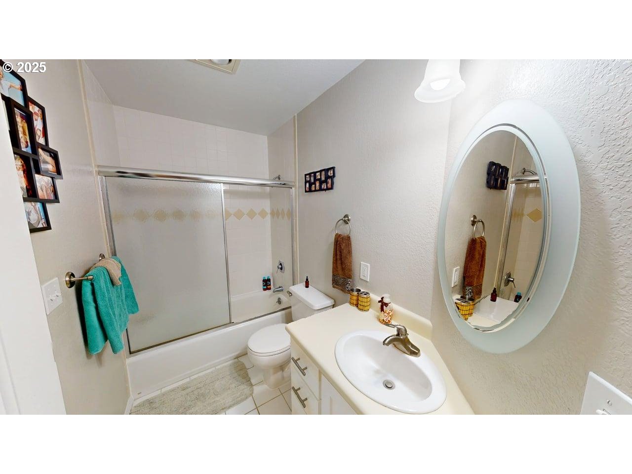 94239 Terrace Garden Way Gold Beach, OR 97444 - Photo 16 of 24 Bathroom