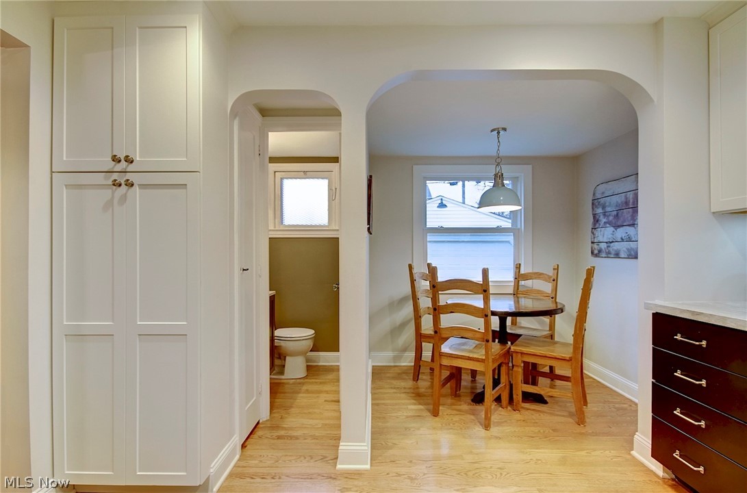 15524 Greenway Road Cleveland, OH 44111 - Photo 12 of 33 Gallery Image 12