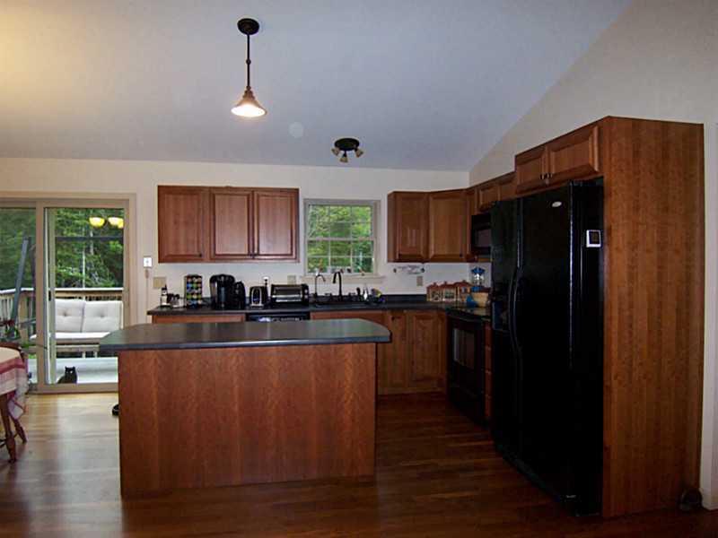 46 Gould Road Orono, ME 04473 - Photo 6 of 22 Kitchen.