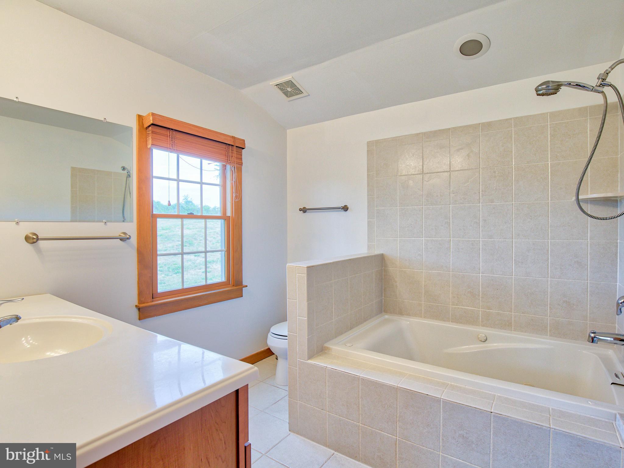 44266 Spinks Ferry Road Leesburg, VA 20176 - Photo 16 of 20 Gallery Image 16