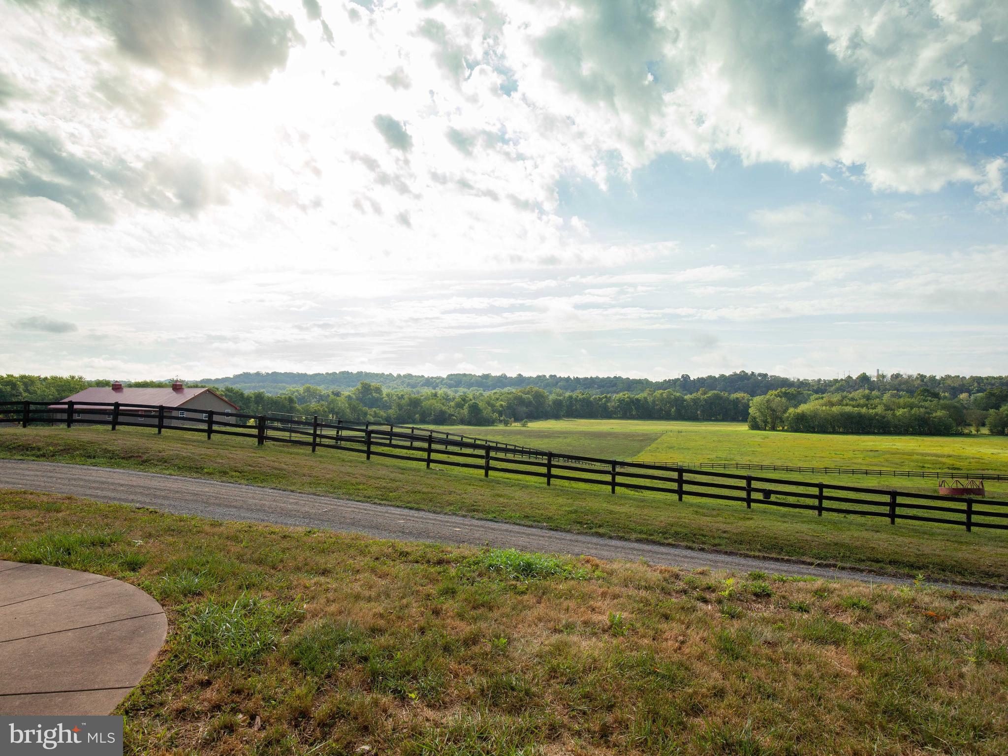 44266 Spinks Ferry Road Leesburg, VA 20176 - Photo 3 of 20 Gallery Image 3