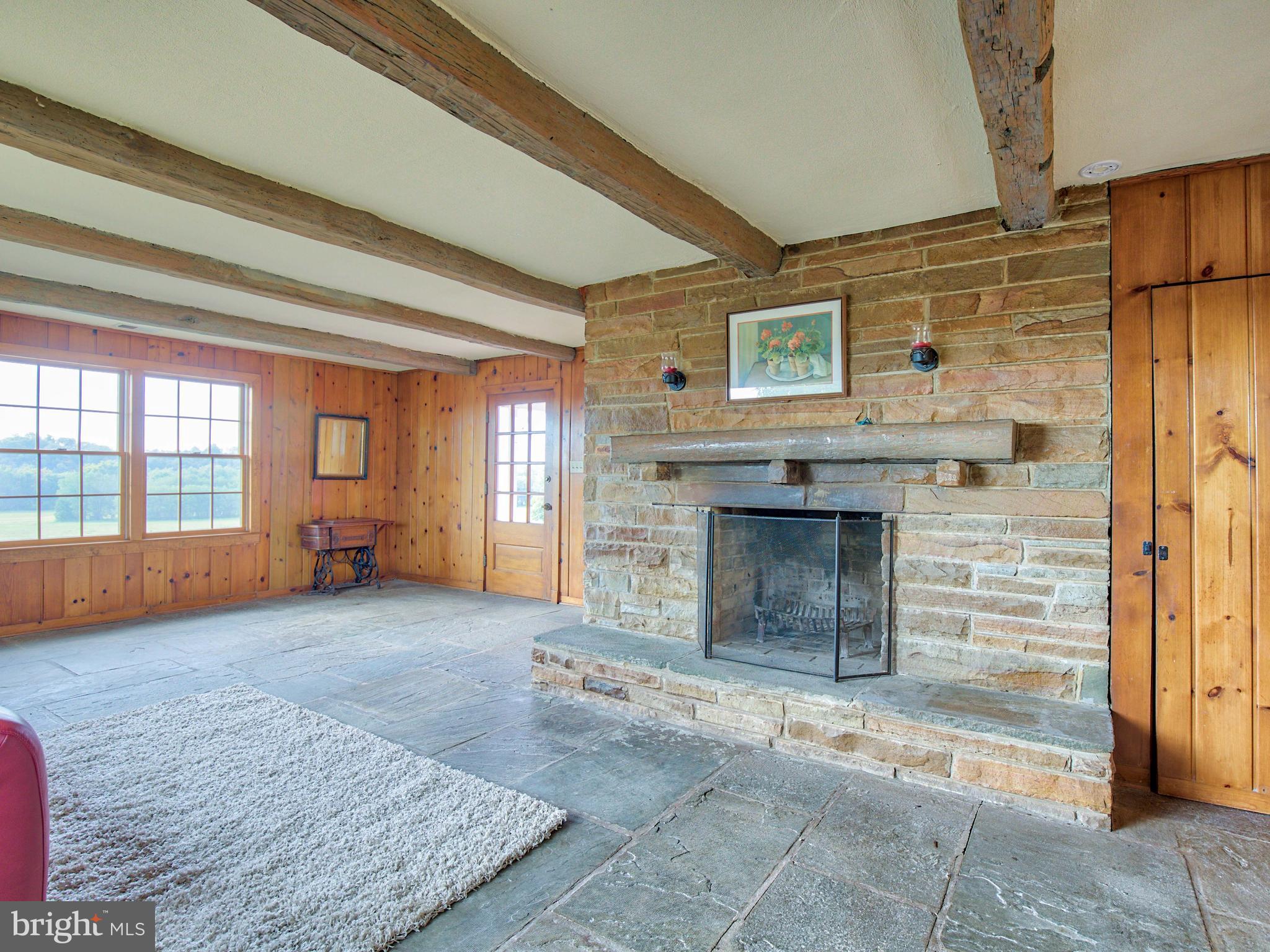 44266 Spinks Ferry Road Leesburg, VA 20176 - Photo 4 of 20 Gallery Image 4
